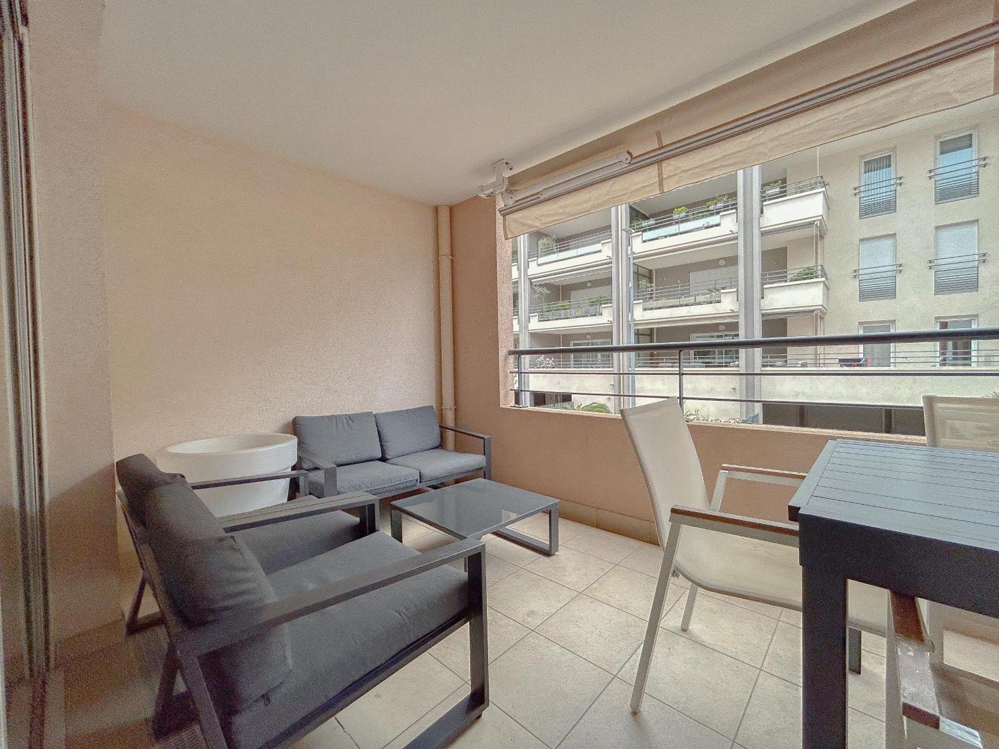 Appartement Centrale A 100 M Des Plages Rue De Provence Saint-Raphaël エクステリア 写真